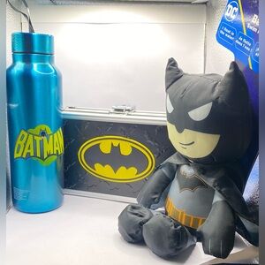 Batman Water Toy/Batman Tumbler/Vault Supply Box